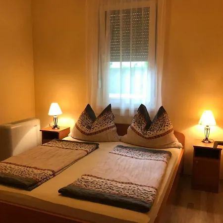 Preimusz Apartmanház Siófok